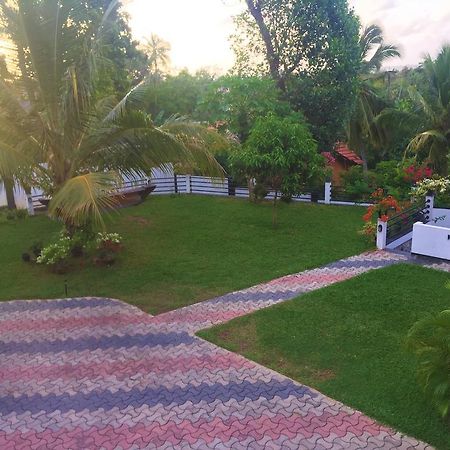 Villa Shanaya Hikkaduwa Bagian luar foto