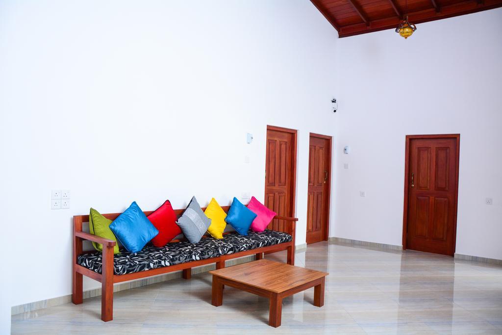 Villa Shanaya Hikkaduwa Bagian luar foto